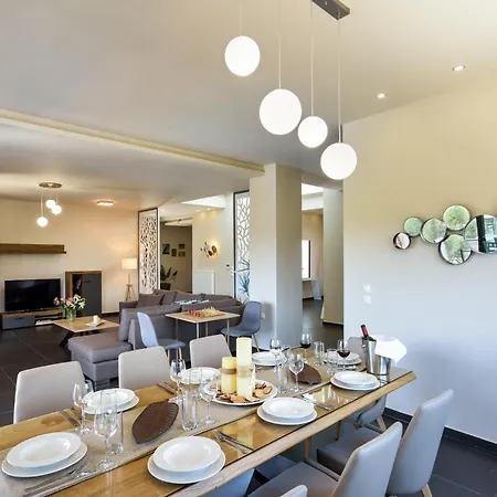 Abelizia Villa La Canée